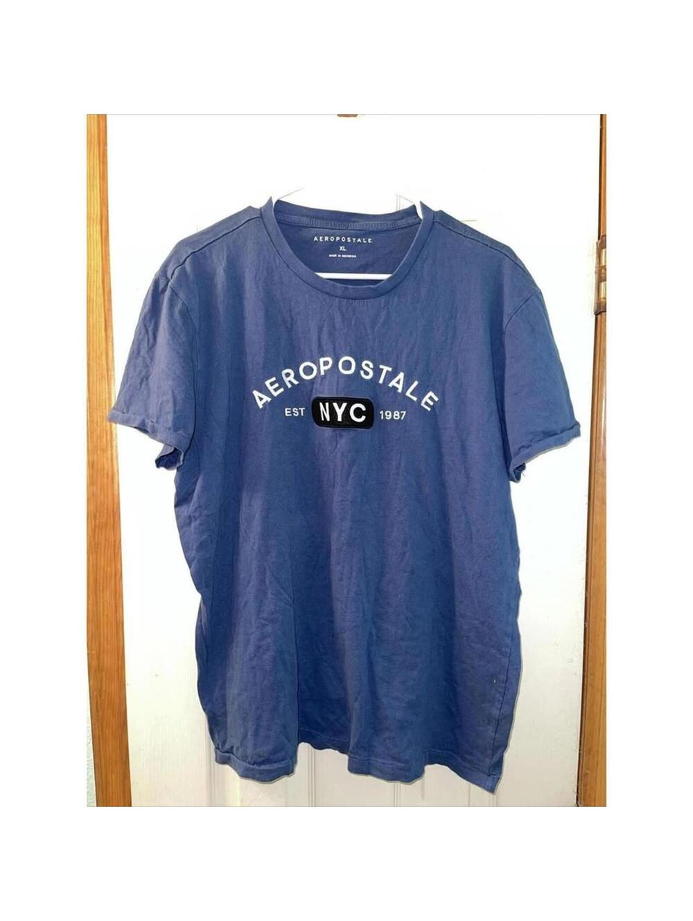 Aeropostale NYC Graphic T-Shirt - XL